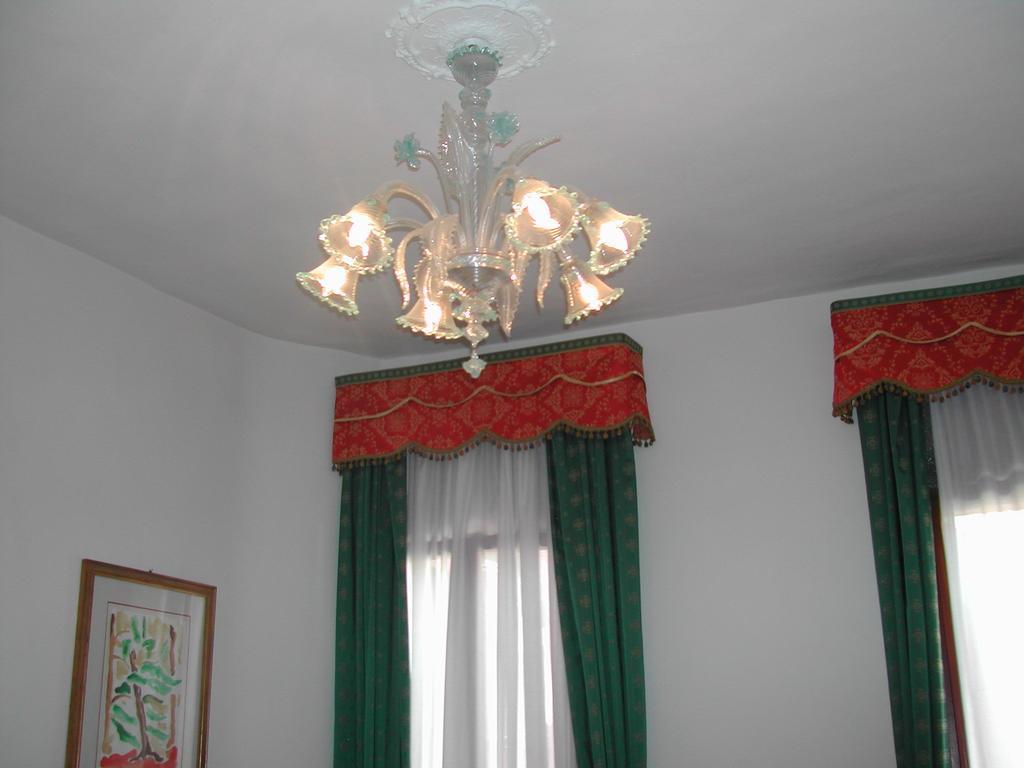 Ca' Derai Apartment เวนิส ห้อง รูปภาพ